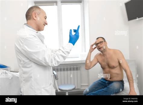 doctor asstr|Prostate drainage .
